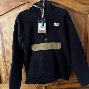 North face hoodie
